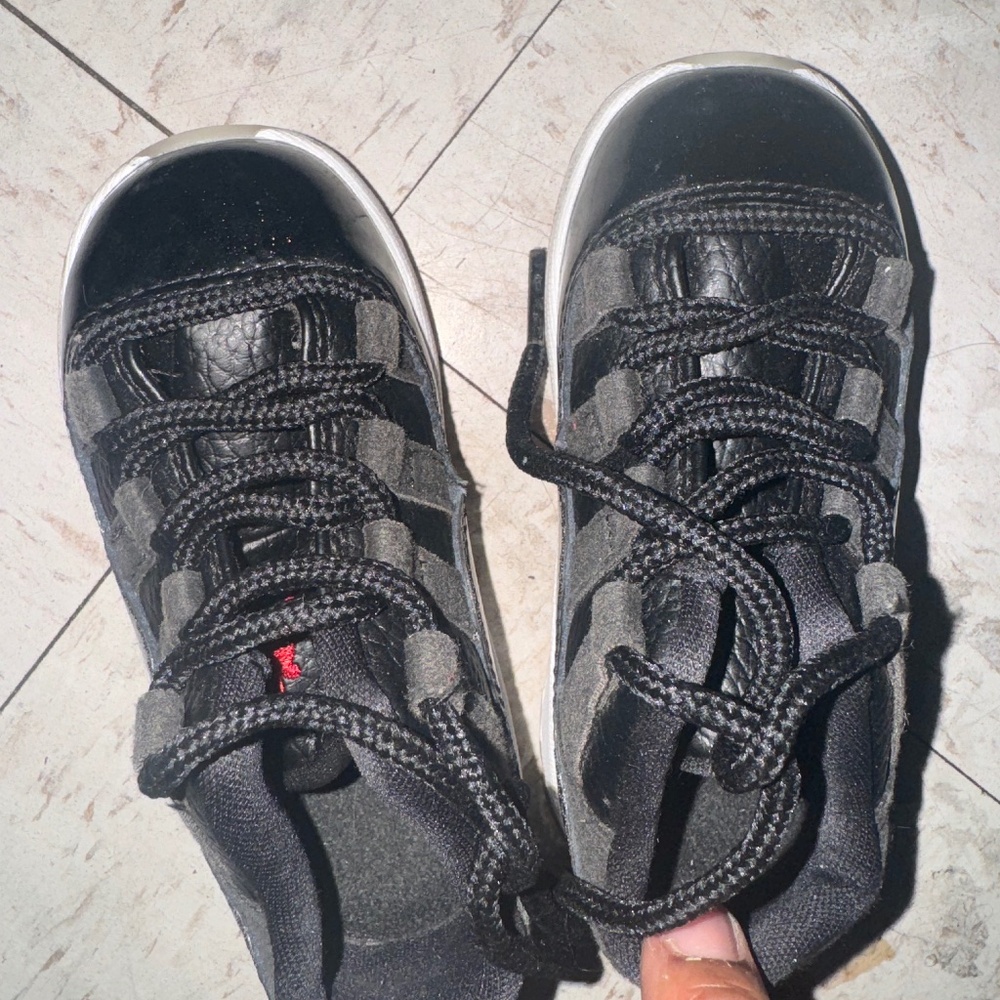 Jordan low 11s
